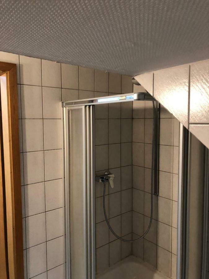 Wohnen Auf Zeit Apartamento Duisburgo Exterior foto